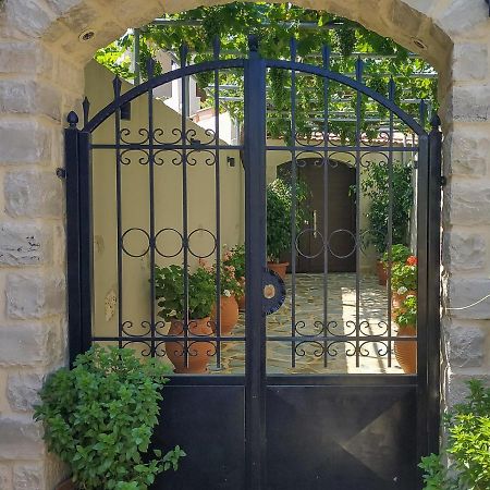 Villa Lucas Melidhonion  Ngoại thất bức ảnh
